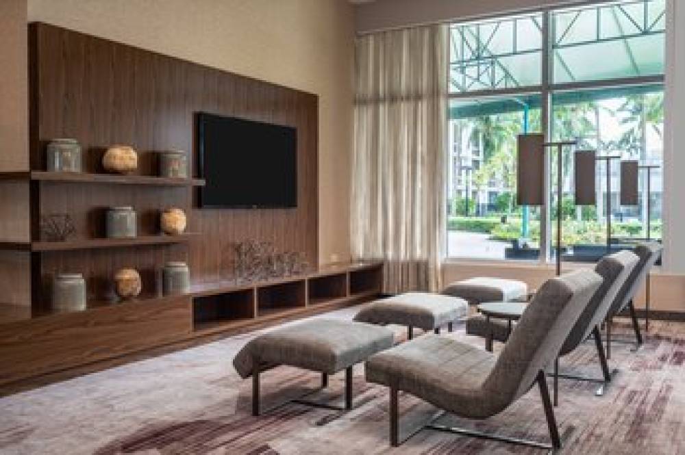 Courtyard By Marriott Miami Airport 5