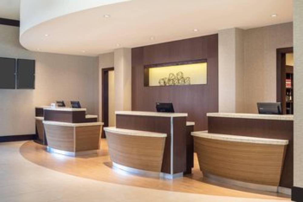 Courtyard By Marriott Miami Airport 3