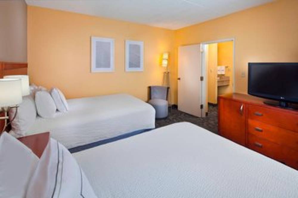 Courtyard By Marriott Miami Airport West-Doral 10