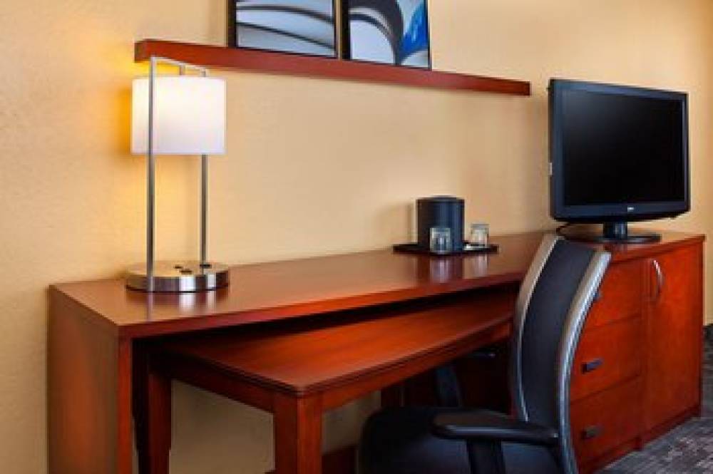 Courtyard By Marriott Miami Airport West-Doral 7