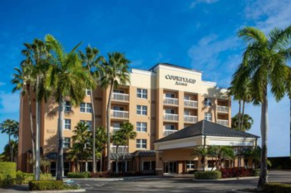 Courtyard By Marriott Miami Aventura Mall 2