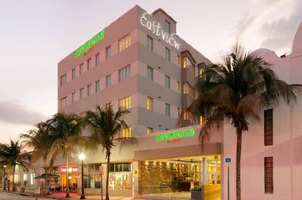 Courtyard By Marriott Miami Beach South Beach 2