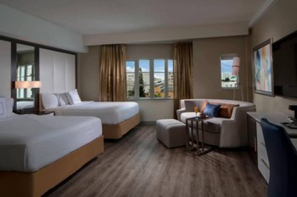 Courtyard By Marriott Miami Beach South Beach 8