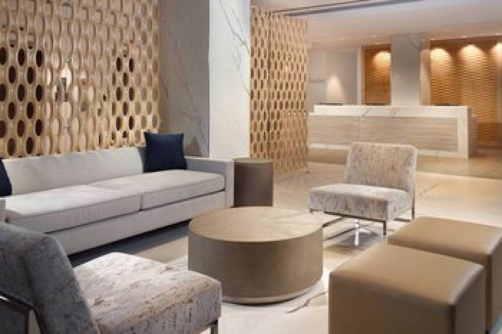 Courtyard By Marriott Miami Coconut Grove 3