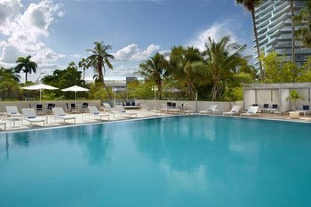 Courtyard By Marriott Miami Coconut Grove 1