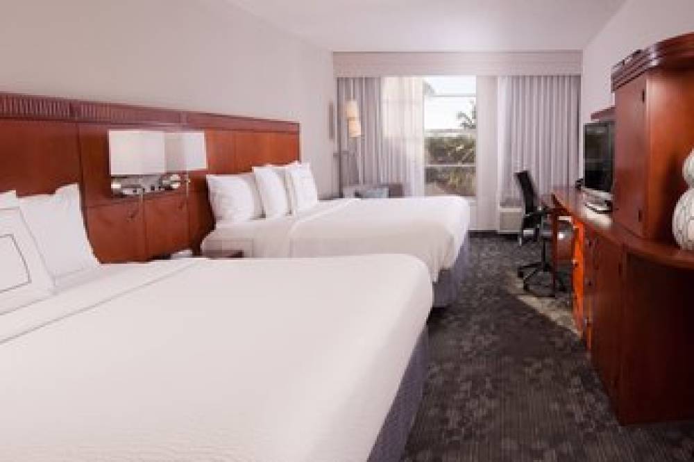 Courtyard By Marriott Miami Coral Gables 10