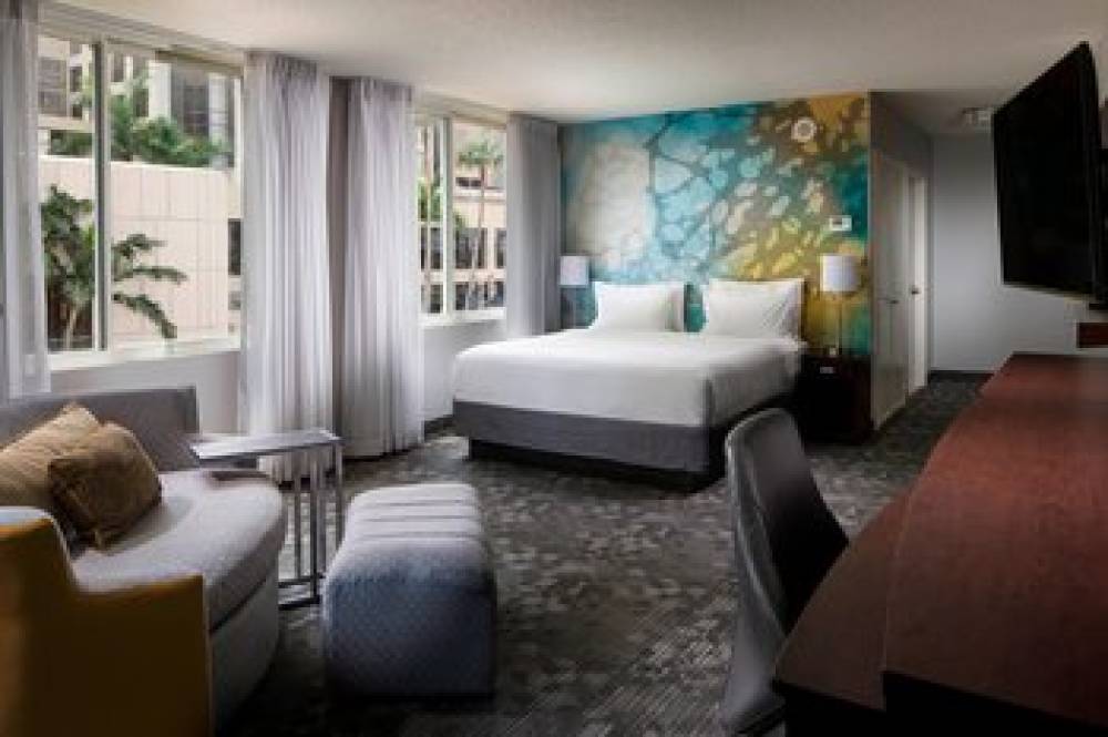 Courtyard By Marriott Miami Dadeland 9