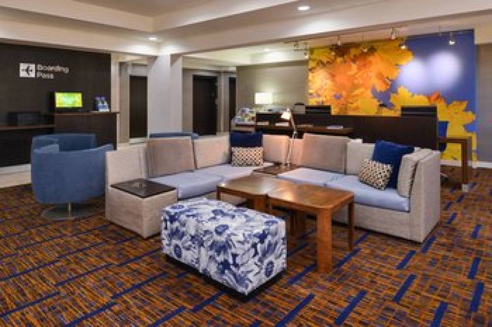 Courtyard By Marriott Milwaukee North-Brown Deer 8
