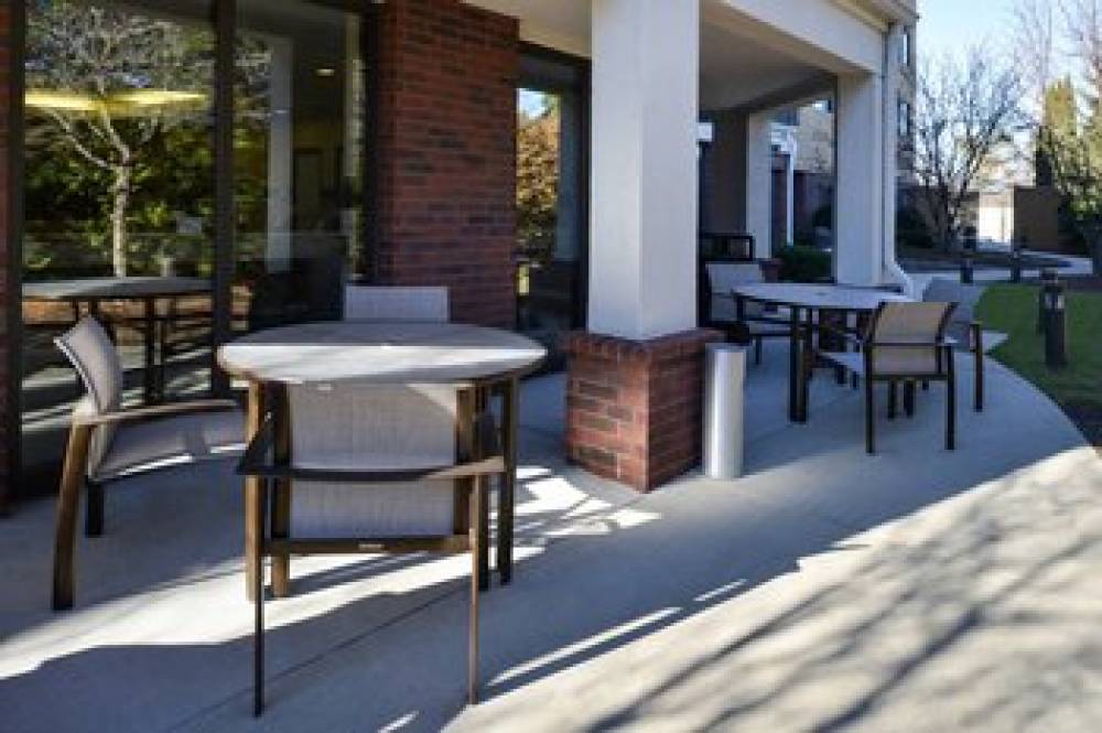 Courtyard By Marriott Milwaukee North Brown Deer