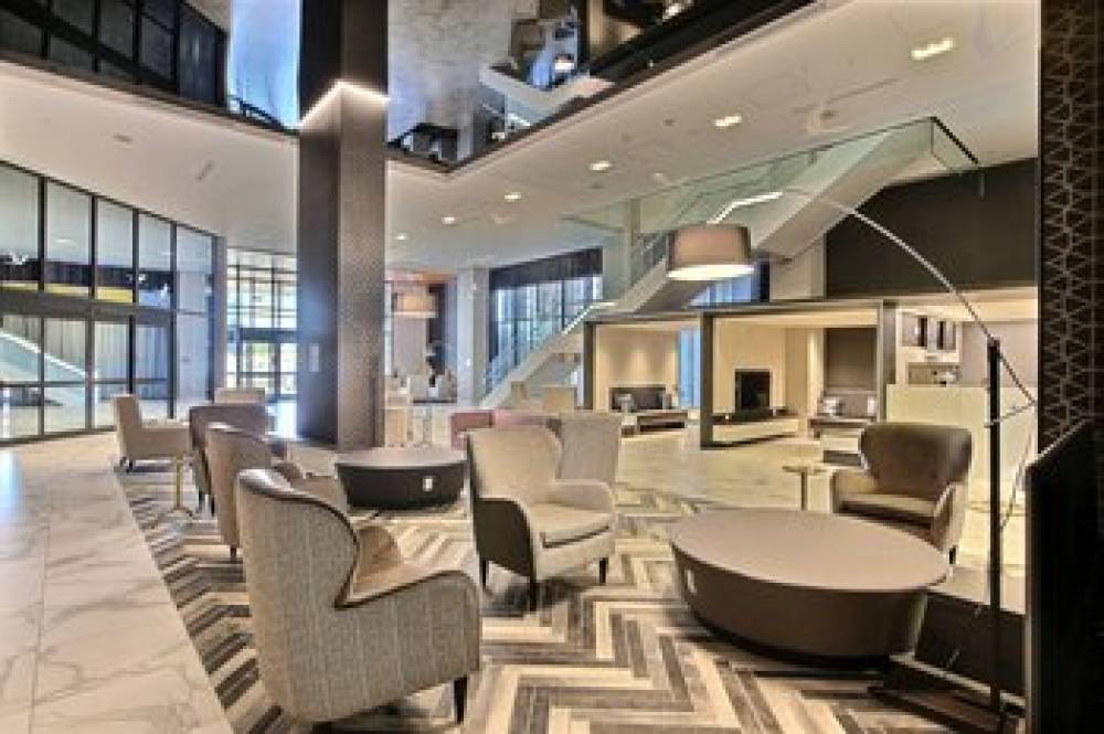 Courtyard By Marriott Montreal Brossard 1