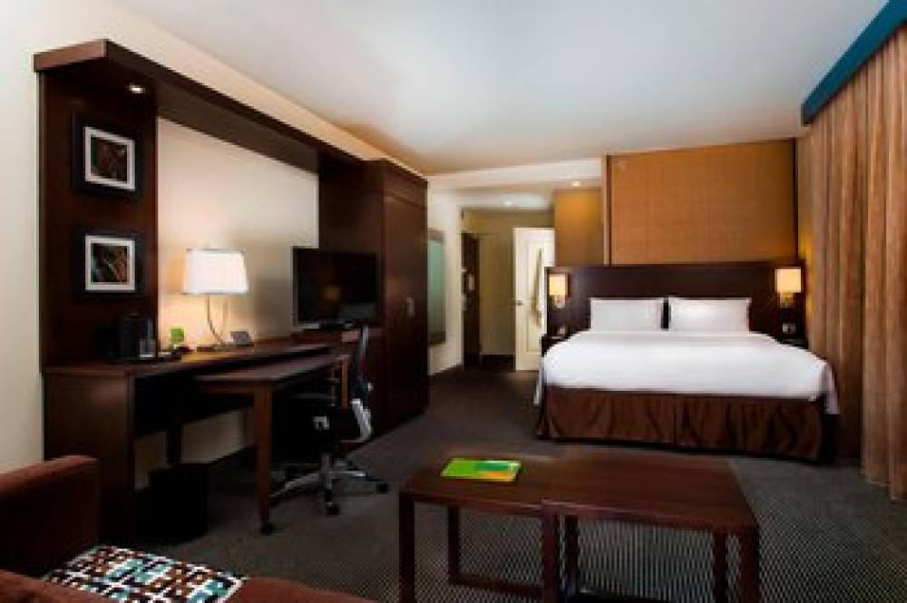 Courtyard By Marriott Montreal Downtown 6
