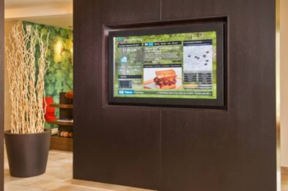 Courtyard By Marriott Mount Laurel Cherry Hill 6