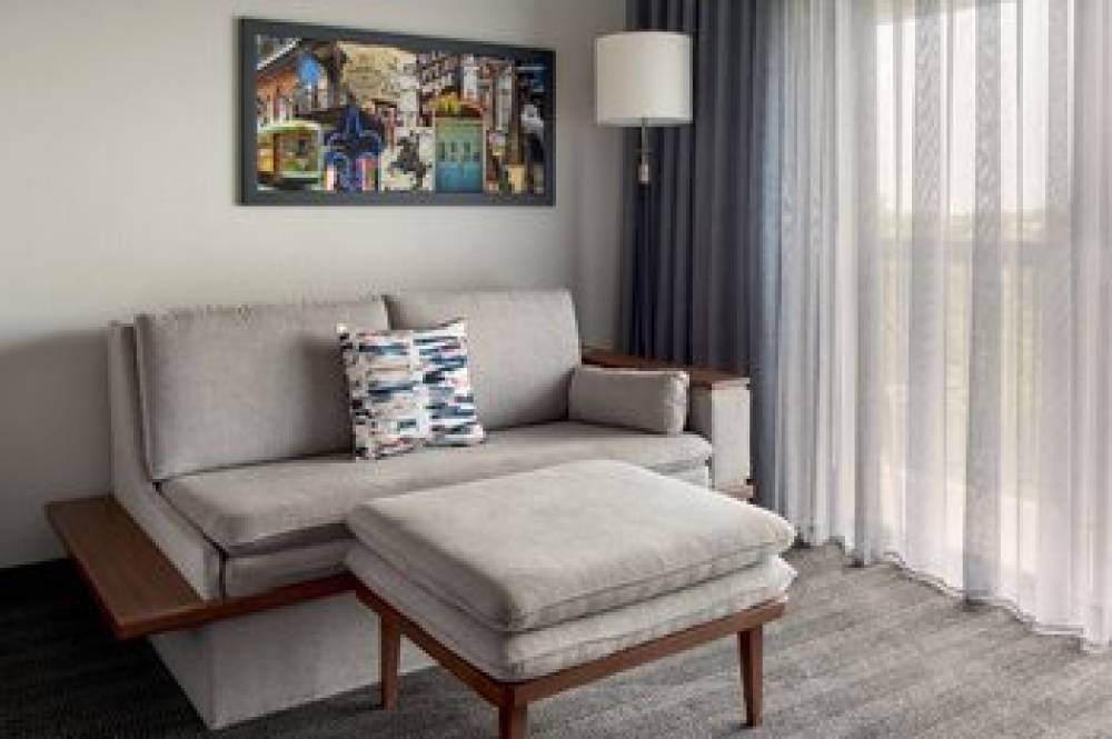 Courtyard By Marriott New Orleans Metairie 9