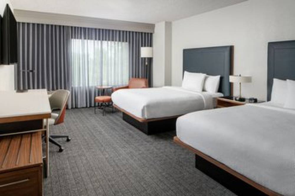 Courtyard By Marriott New Orleans Metairie 1