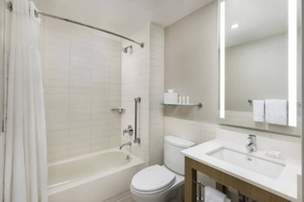 Courtyard By Marriott New York Downtown Manhattan Financial District 5