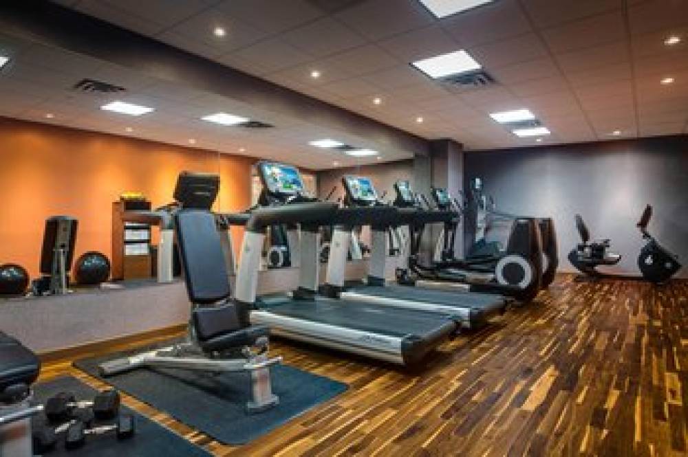 Courtyard By Marriott New York JFK Airport 10