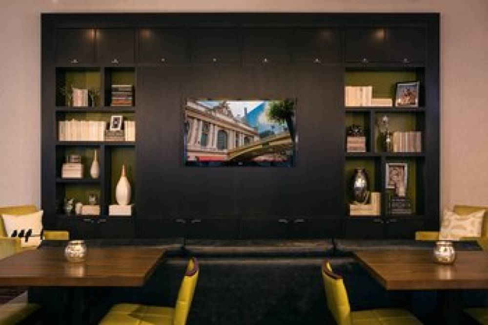 Courtyard By Marriott New York Manhattan/Midtown East 5