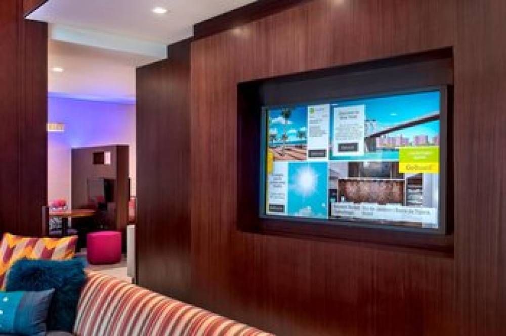 Courtyard By Marriott New York Manhattan SoHo 2