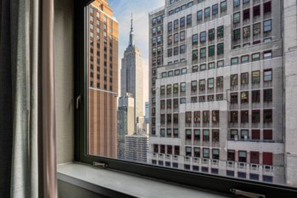 Courtyard By Marriott New York Manhattan Times Square 10