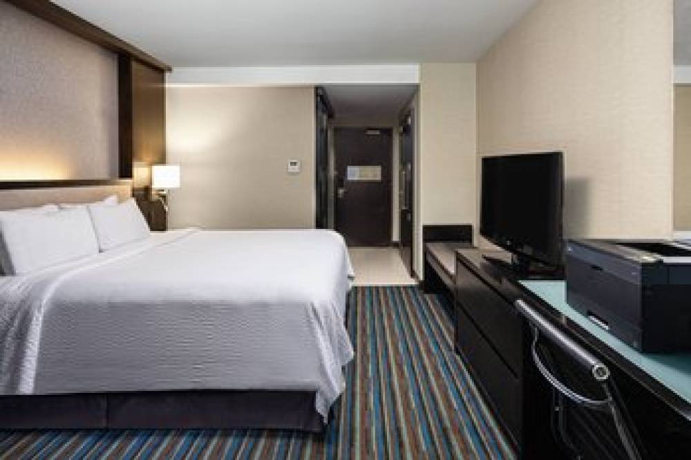 Courtyard By Marriott New York Manhattan Times Square 6
