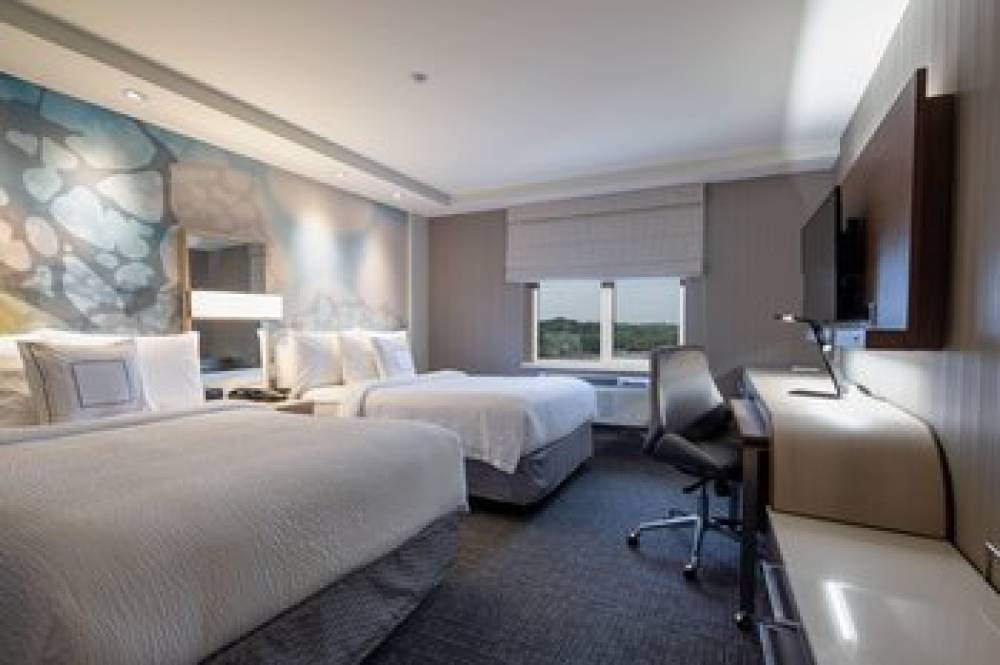 Courtyard By Marriott New York Queens Fresh Meadows 2