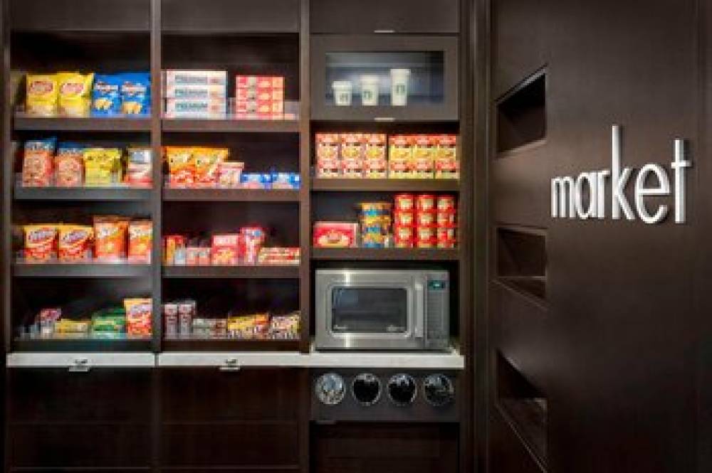 Courtyard By Marriott Newark Elizabeth 9