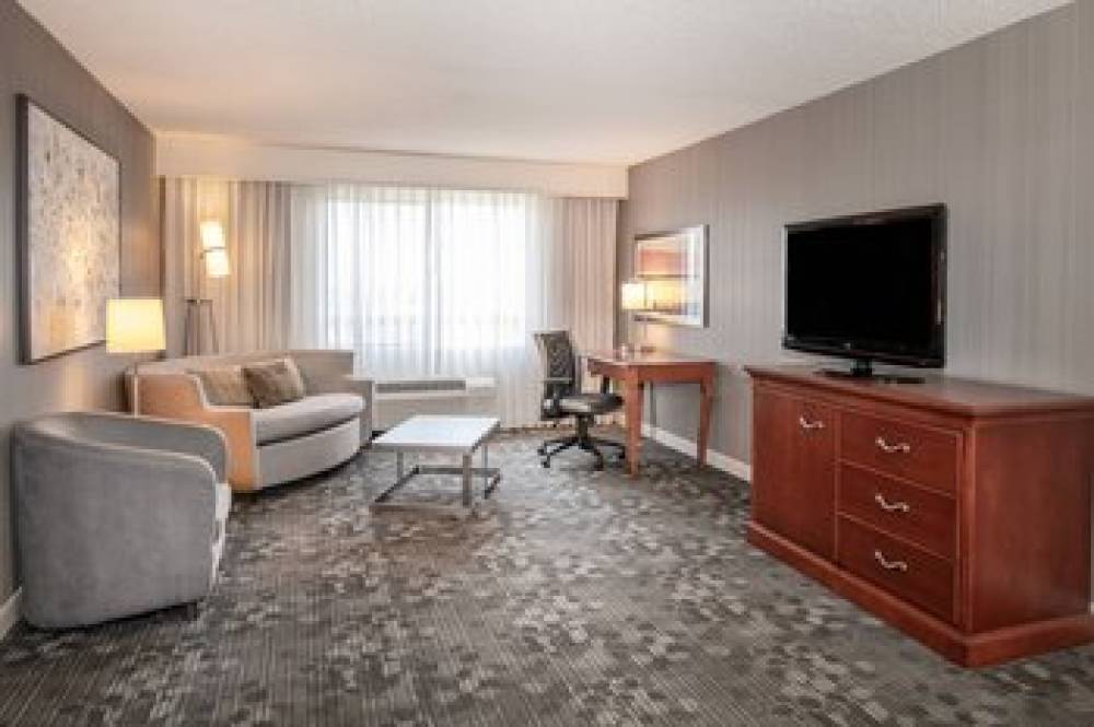 Courtyard By Marriott Newark Silicon Valley 10