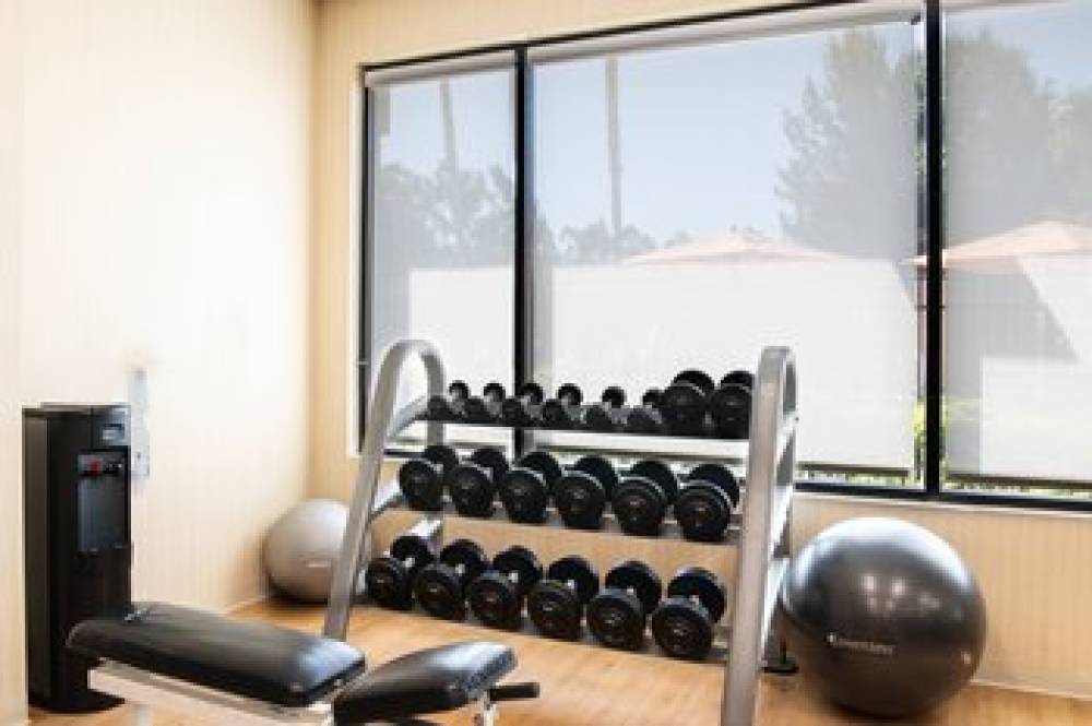 Courtyard By Marriott Newark Silicon Valley 9