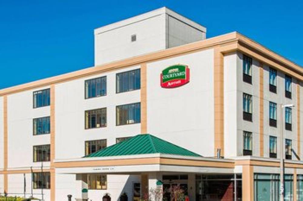 Courtyard By Marriott Ottawa Downtown
