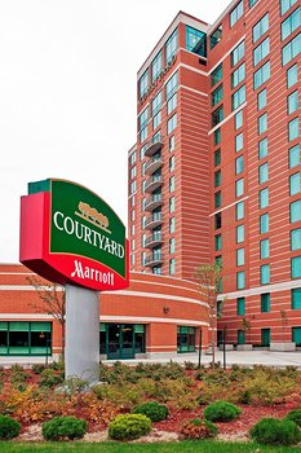 Courtyard By Marriott Ottawa East