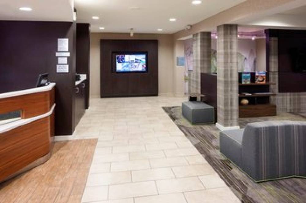 Courtyard By Marriott Pensacola 6