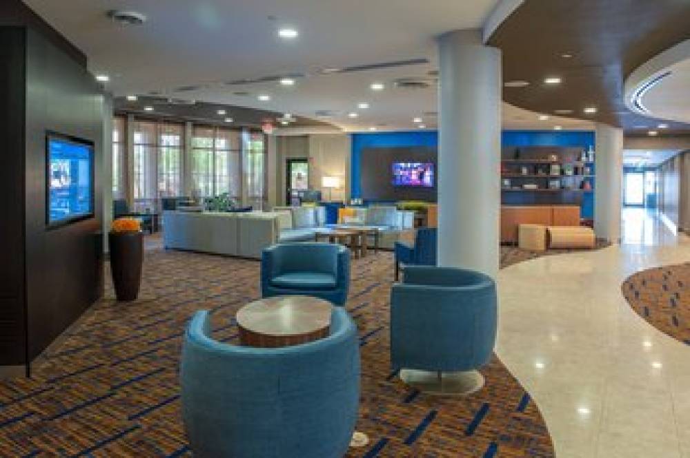 Courtyard By Marriott Pensacola Downtown 8