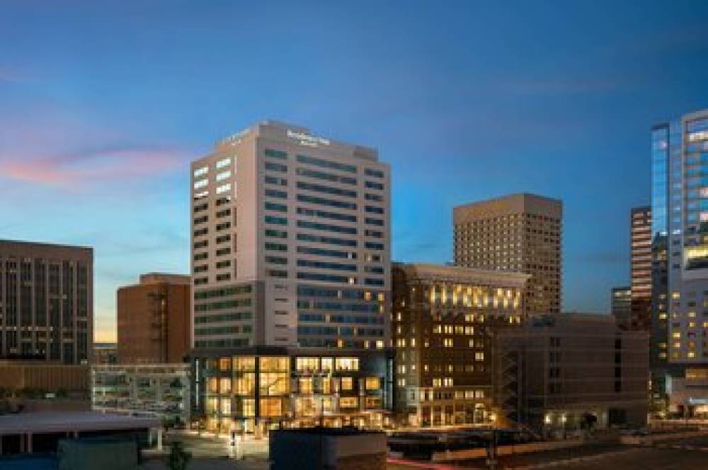 Courtyard By Marriott Phoenix Downtown 2