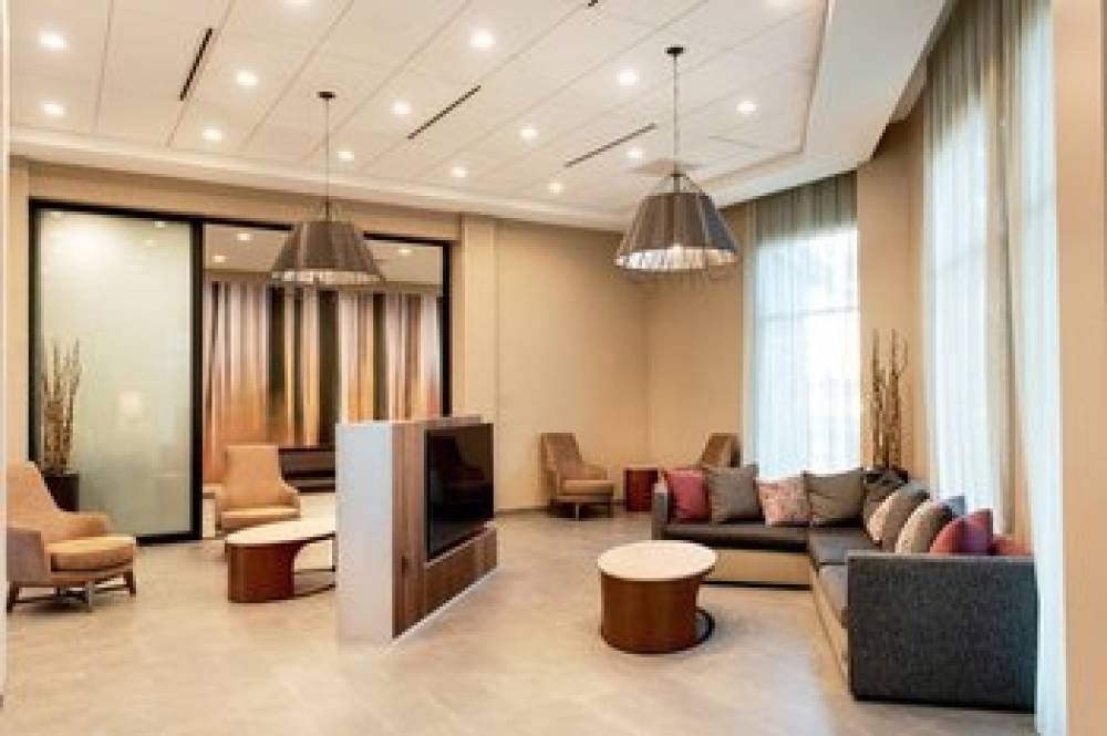 Courtyard By Marriott Phoenix Mesa 5