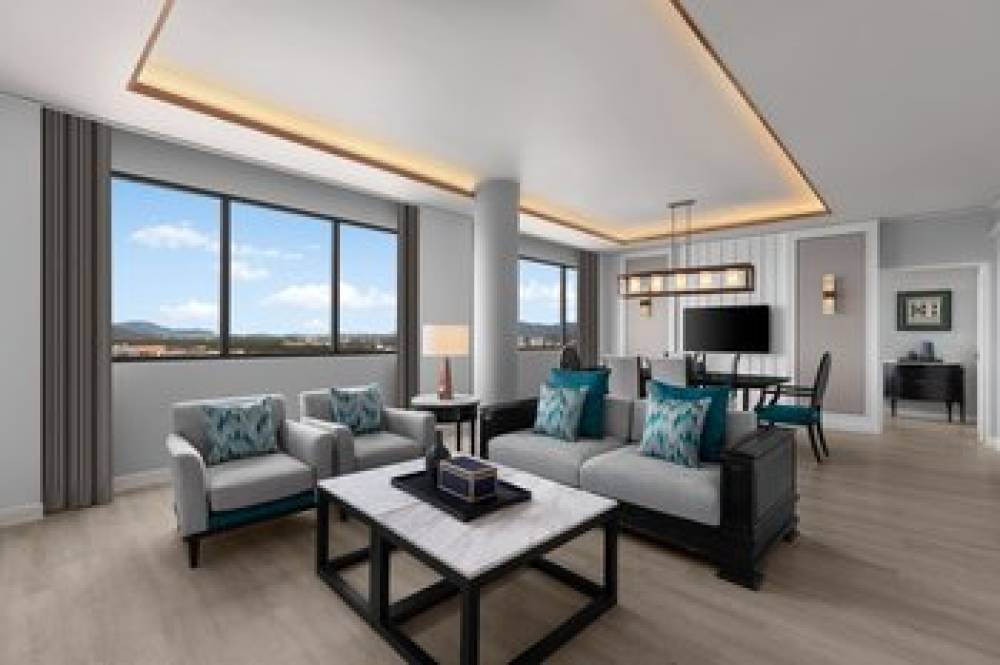 Courtyard By Marriott Phuket Town 7