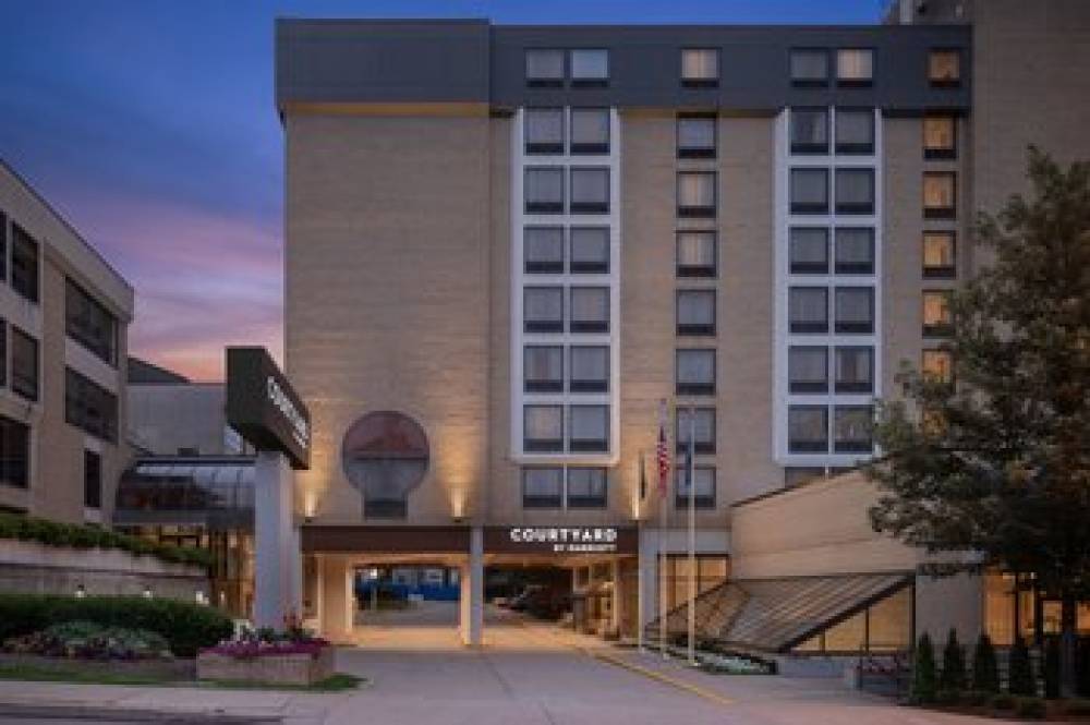 Courtyard By Marriott Pittsburgh University Center