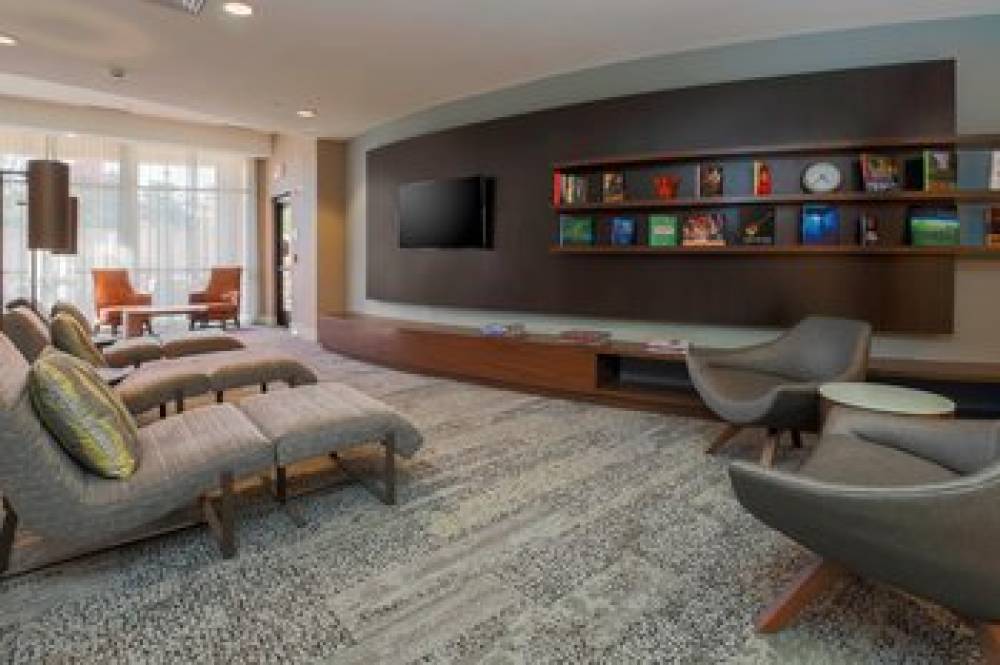 Courtyard By Marriott Potomac Mills Woodbridge 6