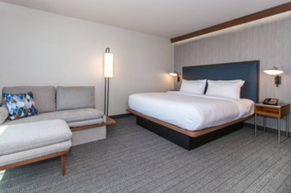 Courtyard By Marriott Rapid City 8