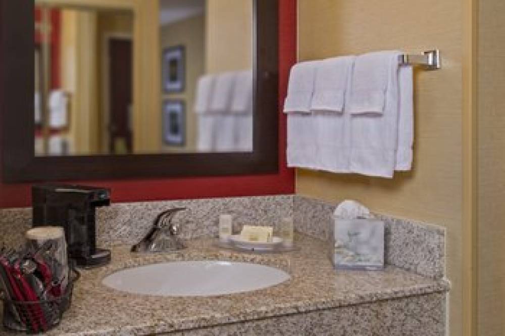 Courtyard By Marriott Richmond Northwest-Short Pump 4