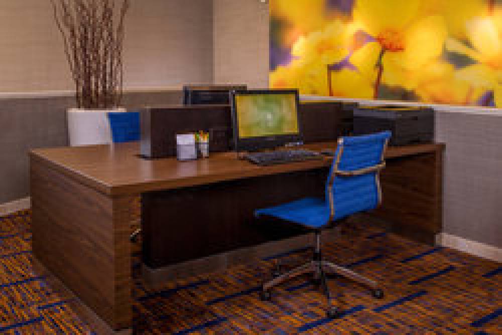 Courtyard By Marriott Richmond Scotts Addition 4