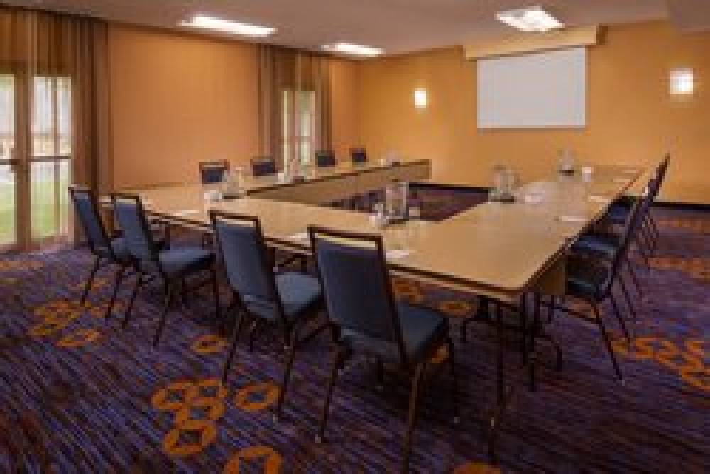 Courtyard By Marriott Richmond Scotts Addition 7