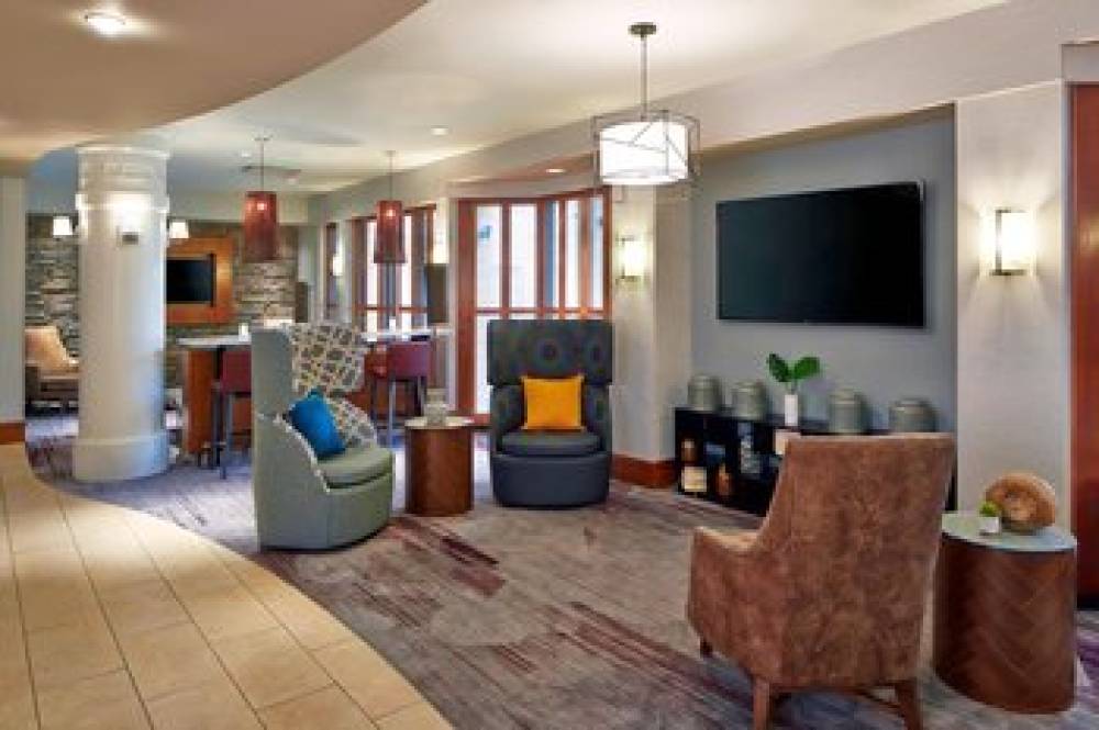 Courtyard By Marriott Rochester Brighton 7