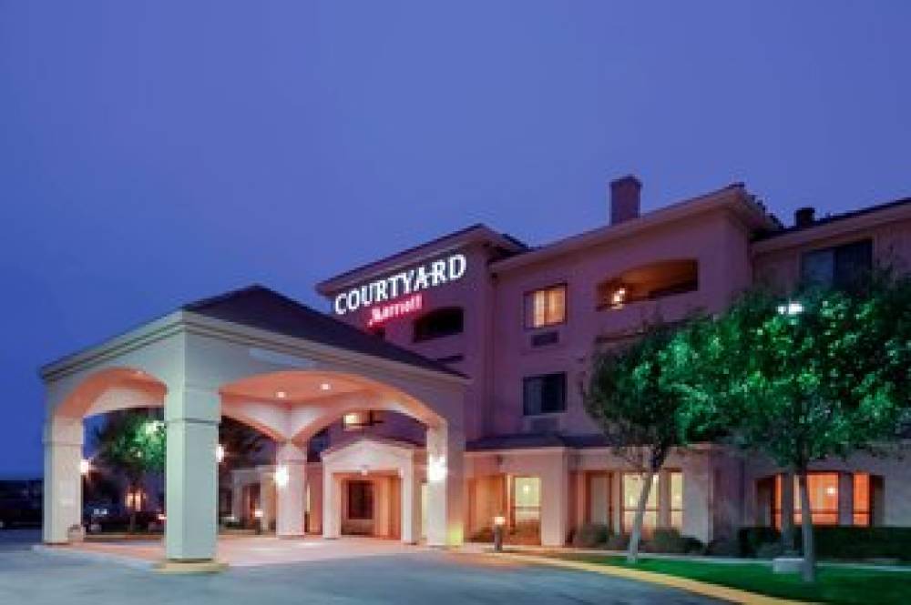 Courtyard By Marriott Salinas Monterey 2