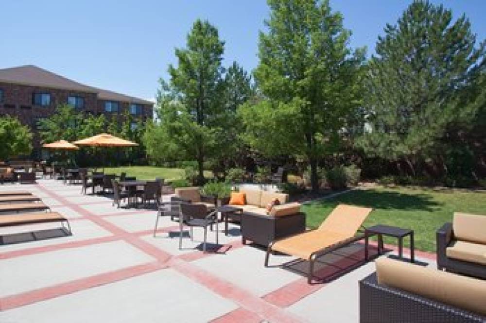 Courtyard By Marriott Salt Lake City Airport