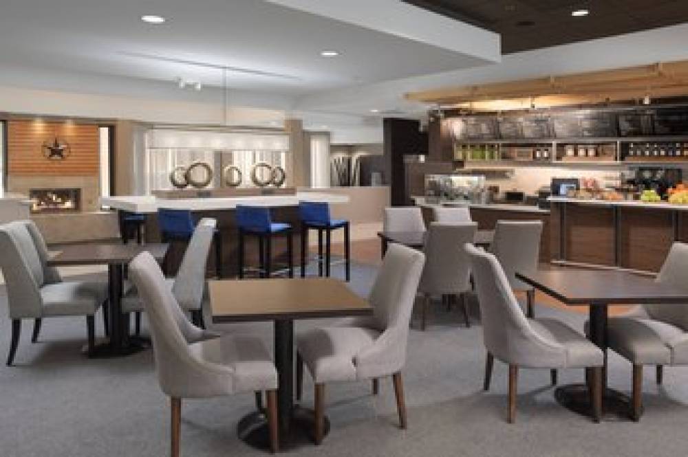 Courtyard By Marriott San Antonio Downtown Market Square 5