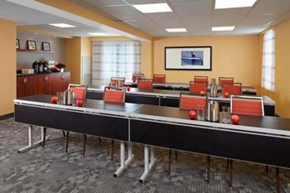 Courtyard By Marriott San Diego Mission Valley Hotel Circle 10
