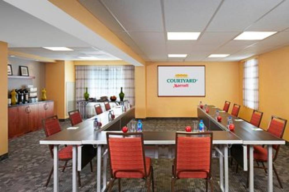Courtyard By Marriott San Diego Mission Valley Hotel Circle 5