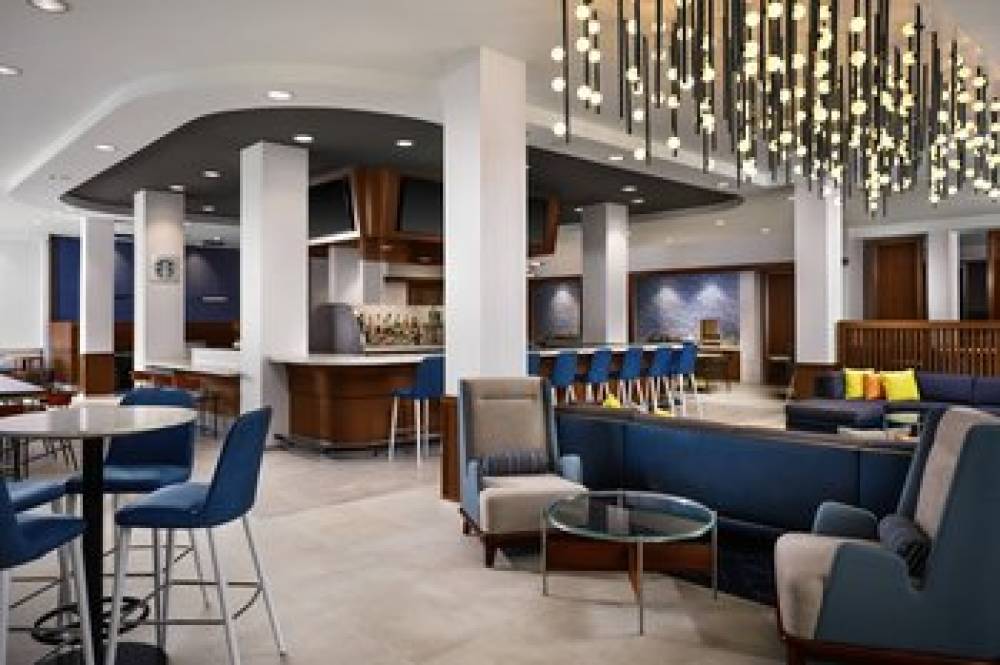Courtyard By Marriott San Diego Mission Valley Hotel Circle 8