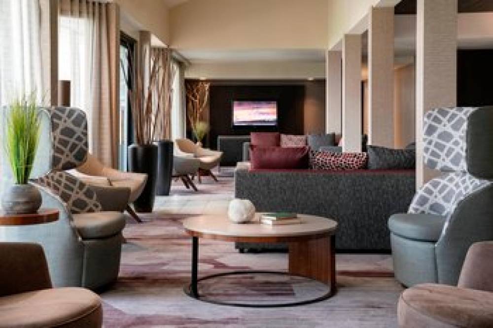 Courtyard By Marriott San Francisco Airport 1