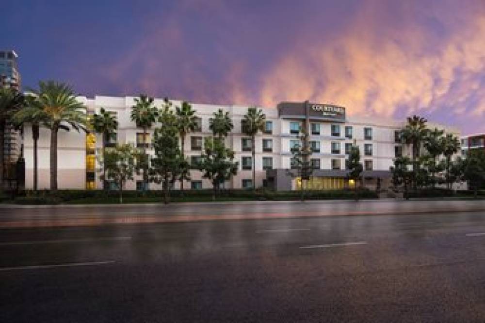 Courtyard By Marriott Santa Ana Orange County 2